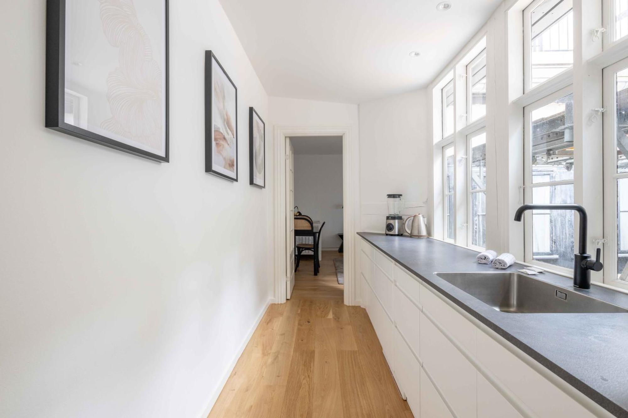 Apartment Stylish On Lively Street In Downtown Copenhagen